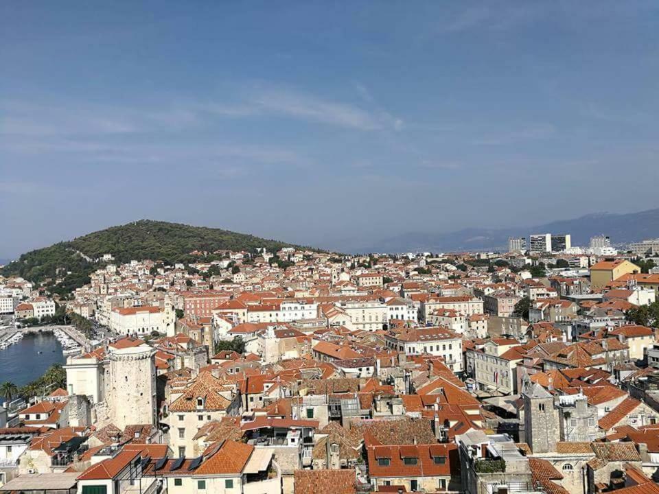 A Small Apartment For A Great Vacation "Ludi" Spalato Esterno foto